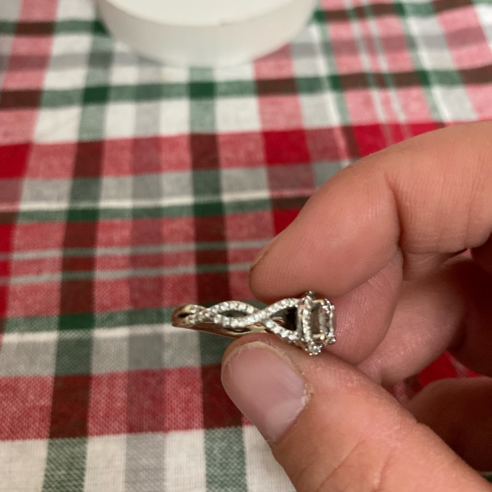 Gabriel And Co, Elegant Silver Diamond Cluster Ri… - image 3